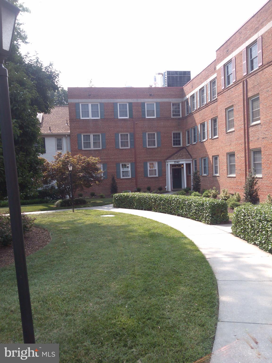 2242 Washington Avenue, Unit W303 Silver Spring, MD 20910 - Photo 3 of 29