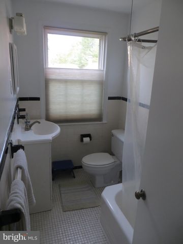 $1,850 | 2242 Washington Avenue, Unit W303, Silver Spring, MD 20910