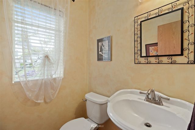 $650,000 | 23604 Southeast 267th Place, Maple Valley, WA 98038