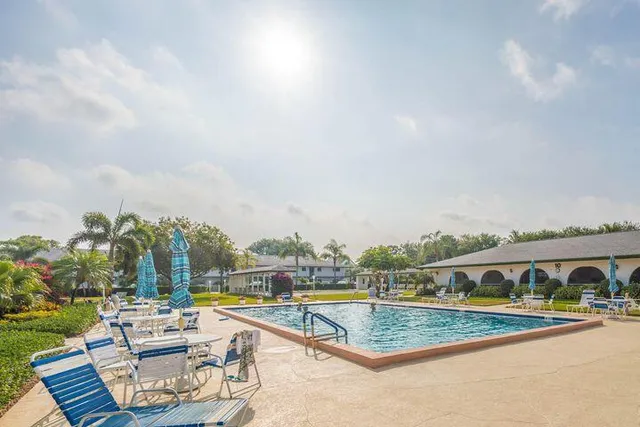 $2,350 | 11 Westwood Avenue, Unit 103A, Tequesta, FL 33469