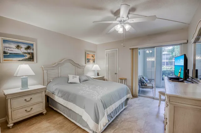 $2,350 | 11 Westwood Avenue, Unit 103A, Tequesta, FL 33469