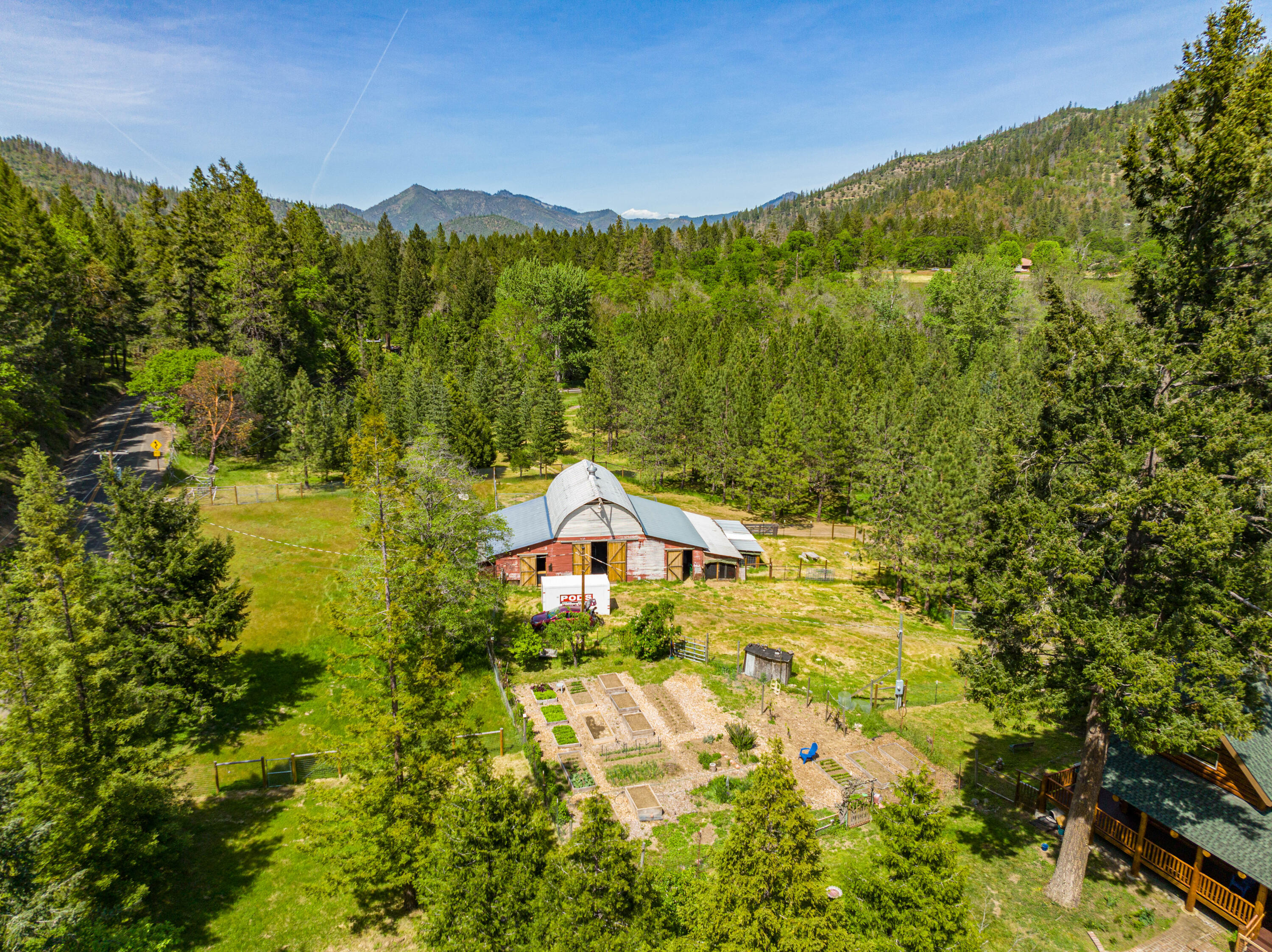 4137 Thompson Creek Road Jacksonville, OR 97530 - Photo 42 of 62 26f