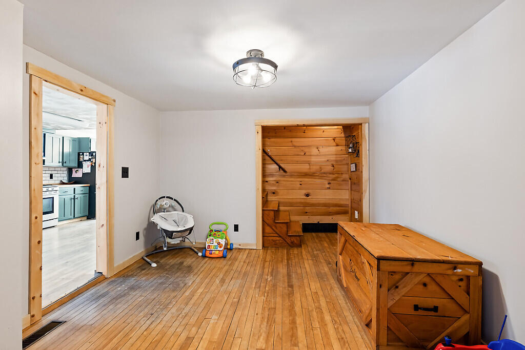 451 Thurston Hill Road Madison, ME 04950 - Photo 38 of 63 62_BP5A1041_DxO_mls