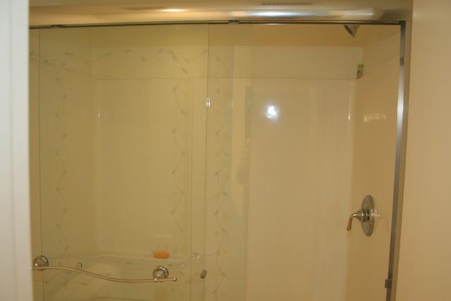 2118 Ridgeview Place Escondido, CA 92026 - Photo 9 of 25 Privacy for the toilet and shower.