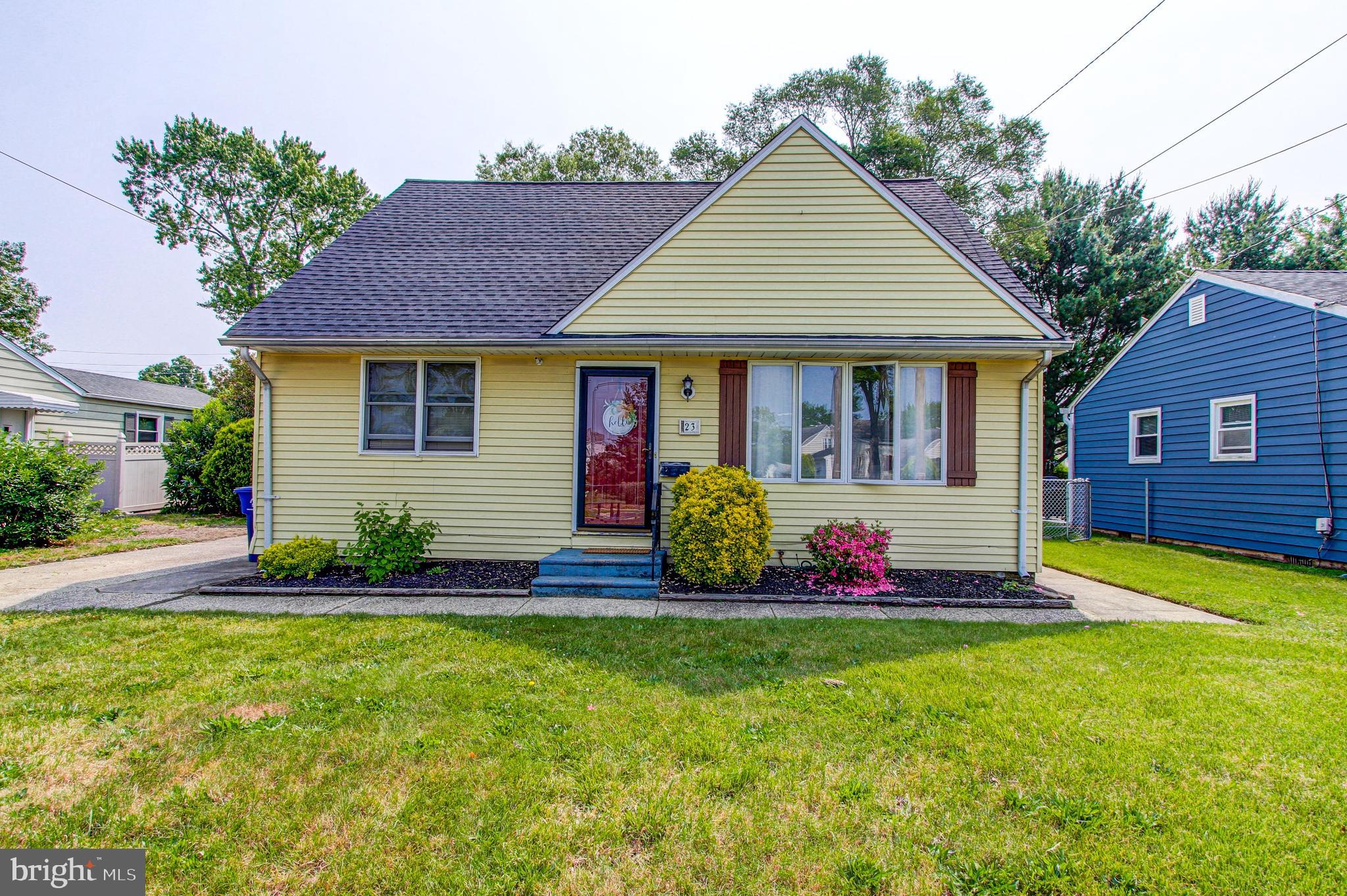 23 Gainor Avenue Maple Shade, NJ 08052 - Photo 1 of 33