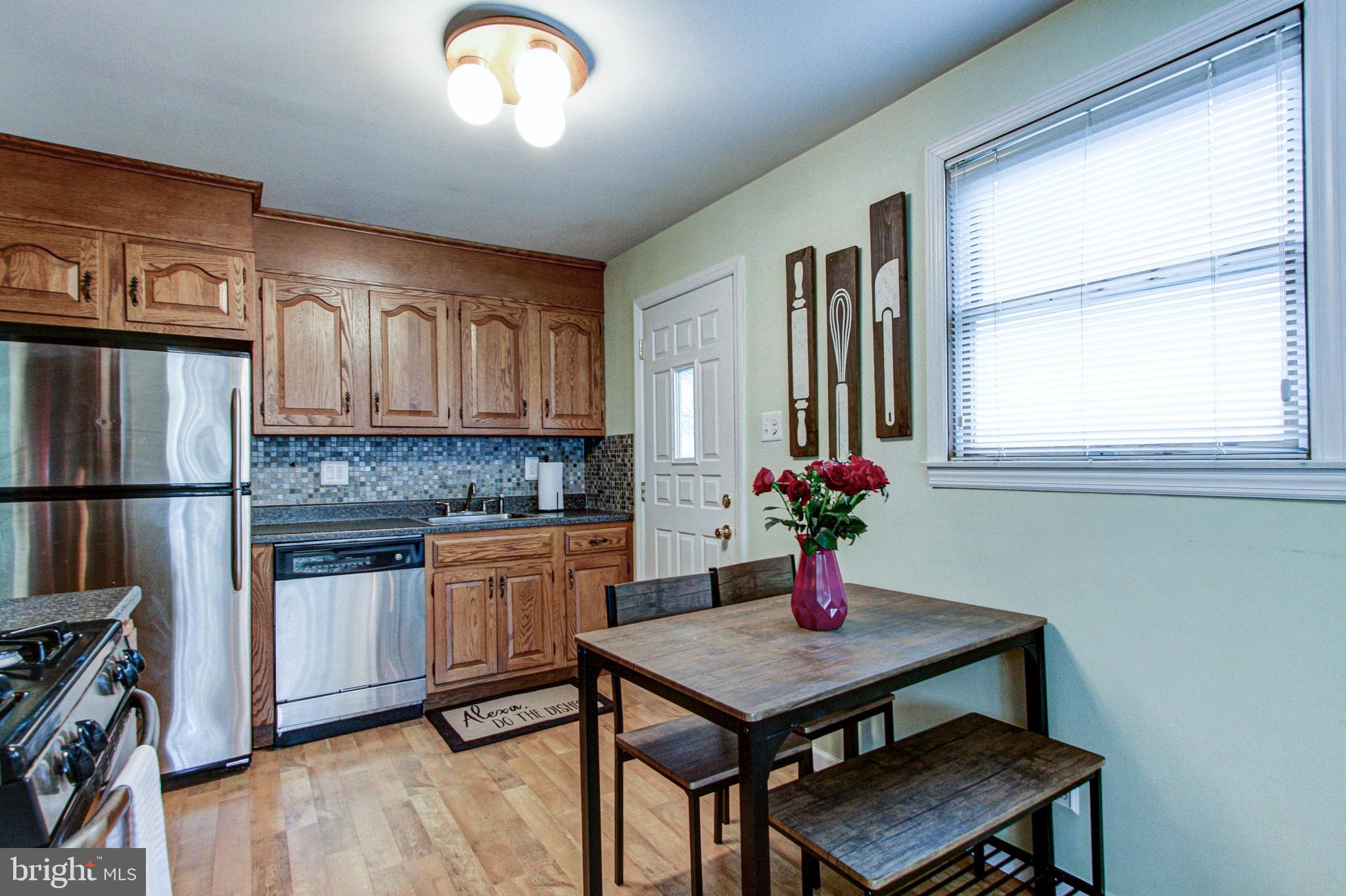 23 Gainor Avenue Maple Shade, NJ 08052 - Photo 12 of 33