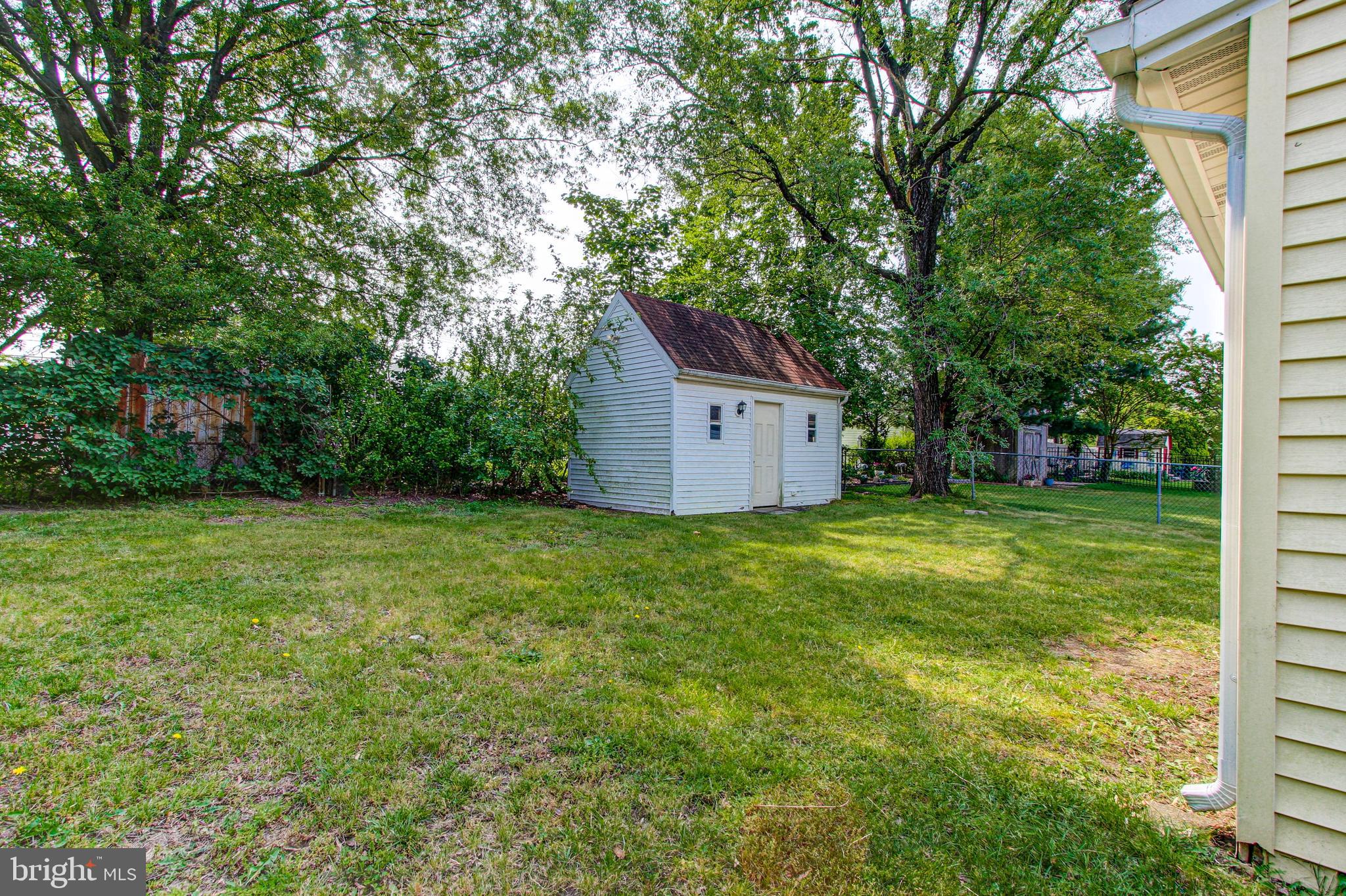 23 Gainor Avenue Maple Shade, NJ 08052 - Photo 32 of 33