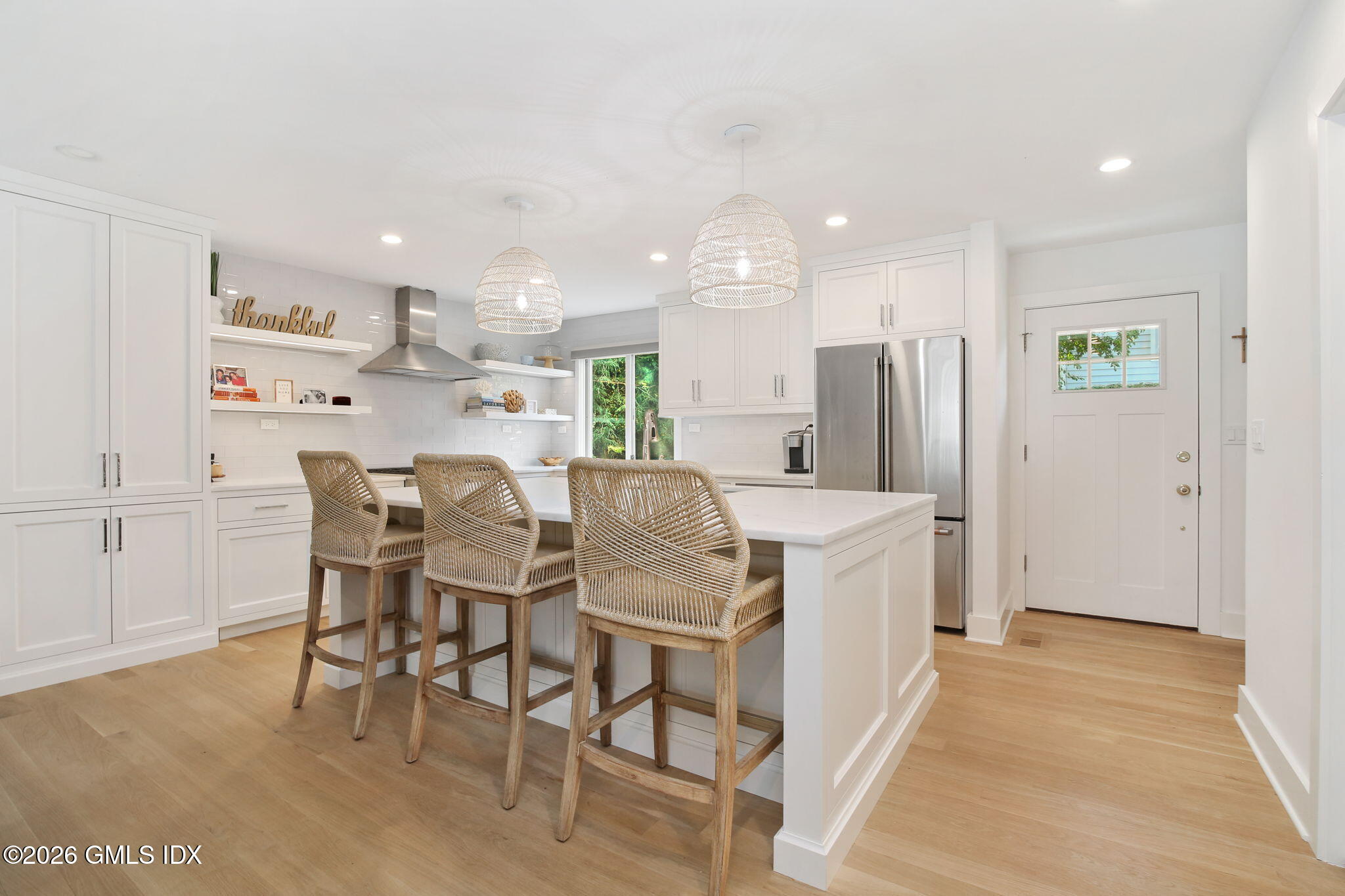 65 Stirrup Lane, Unit 65 Riverside, CT 06878 - Photo 3 of 7 6-web-or-mls-65-stirrup-ln