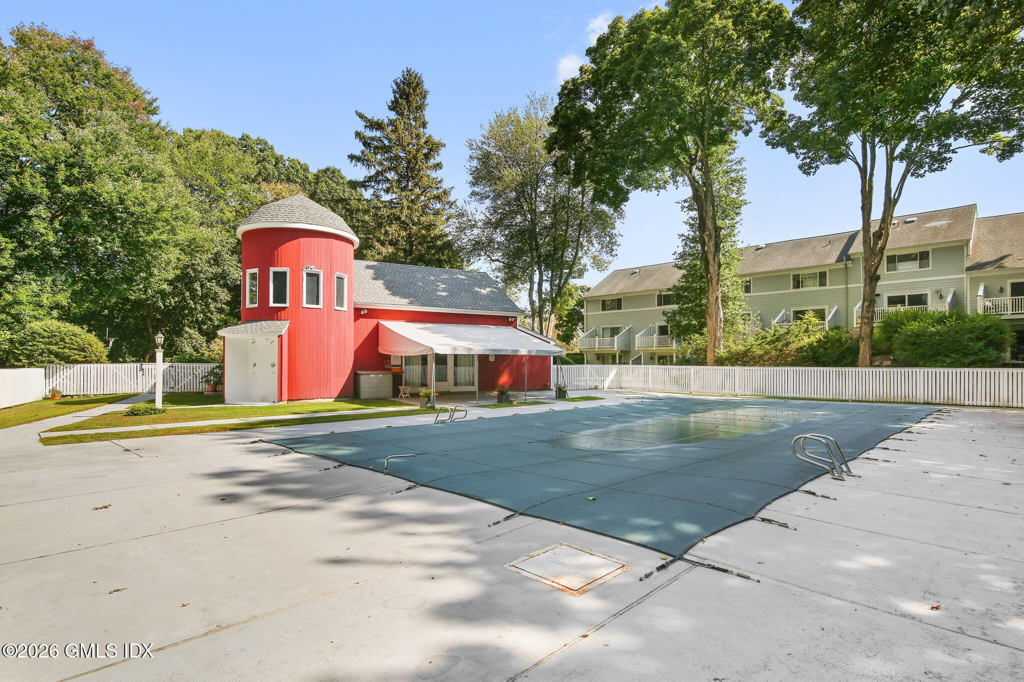 65 Stirrup Lane, Unit 65 Riverside, CT 06878 - Photo 7 of 7 Pool & Clubhouse