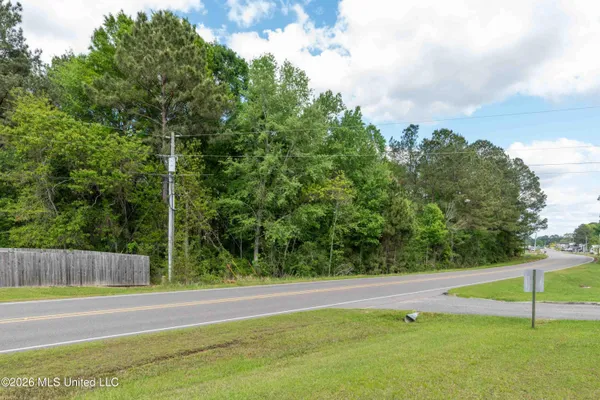 $450,000 | Hal Crocker Road, Ellisville, MS 39437