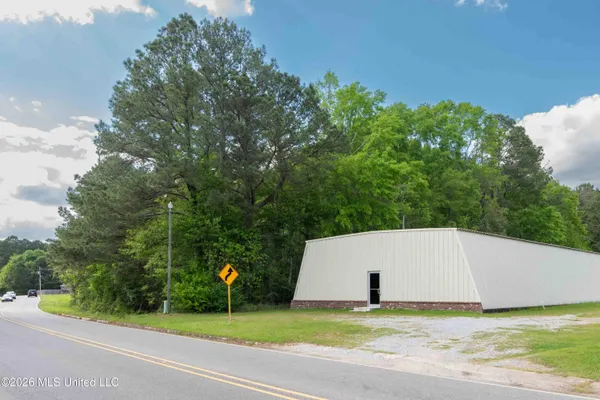 $450,000 | Hal Crocker Road, Ellisville, MS 39437