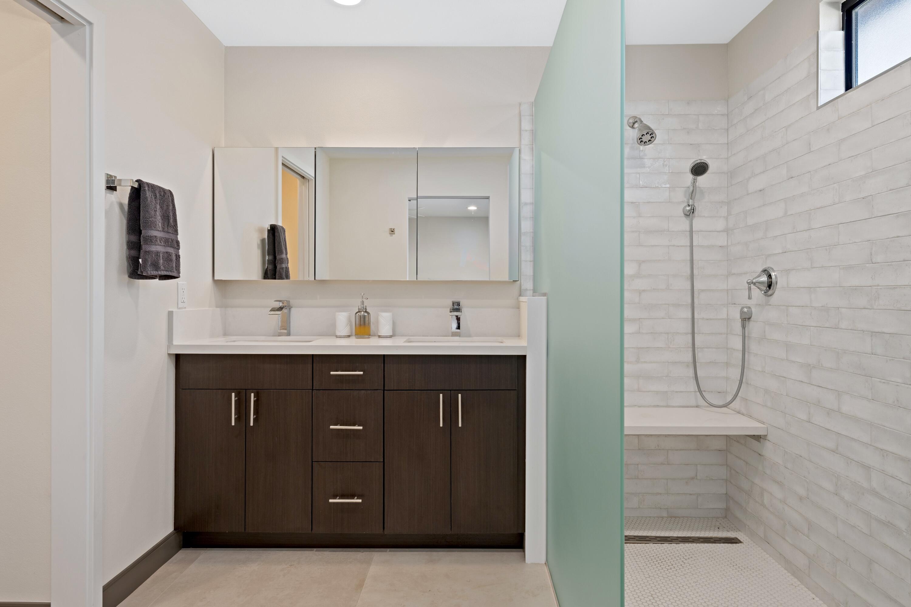 86 La Ronda Drive Rancho Mirage, CA 92270 - Photo 20 of 28 Photo-26