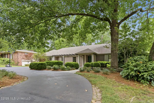 $380,000 | 2308 Wild Valley Drive, Jackson, MS 39211