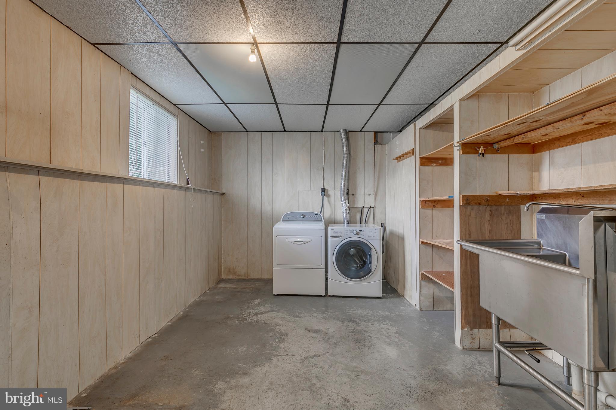 7976 Tick Neck Road Pasadena, MD 21122 - Photo 24 of 28 Laundry Room