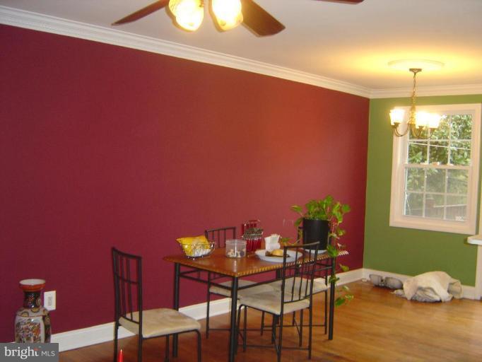13021 Matey Road Silver Spring, MD 20906 - Photo 3 of 27 a dining room with furniture and window