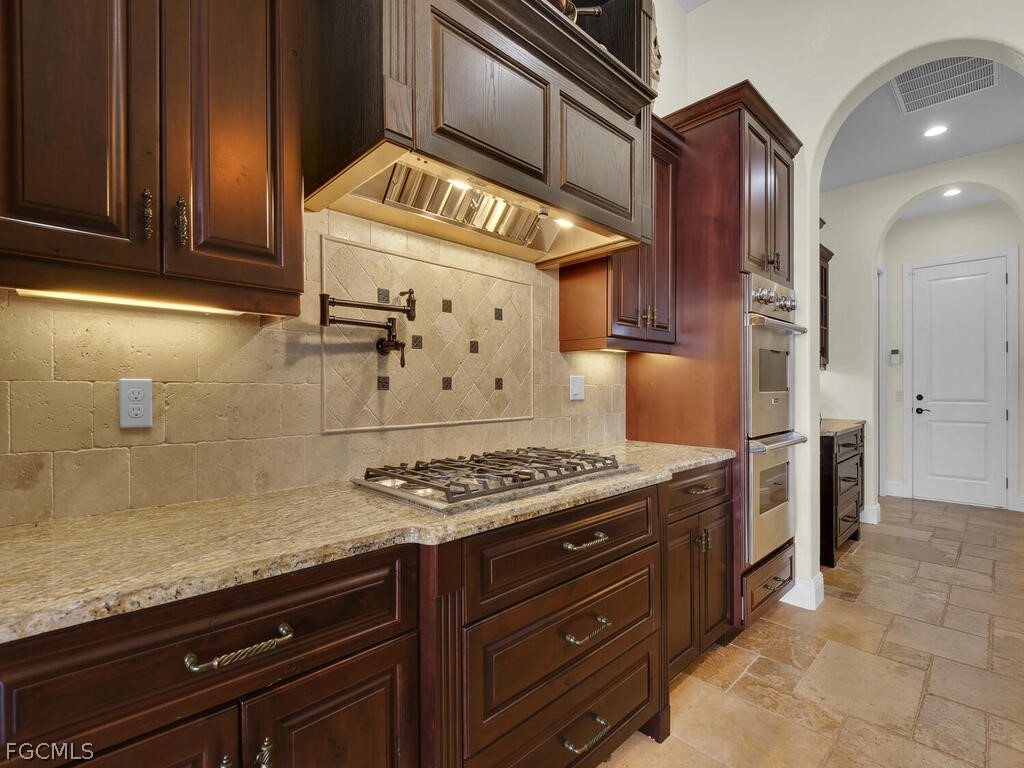 511 Southwest 53rd Terrace Cape Coral, FL 33914 - Photo 17 of 48