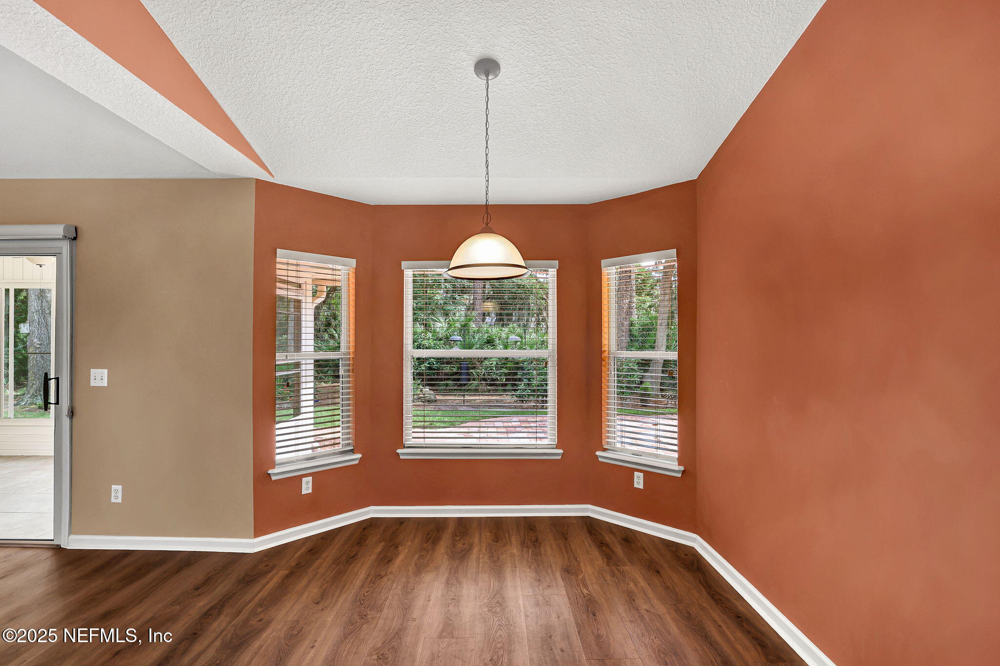 1994 Protection Point Fleming Island, FL 32003 - Photo 9 of 46 82-web-or-mls-0H3A2393