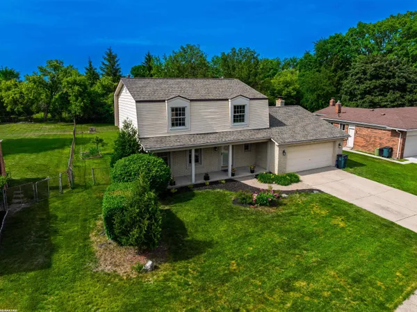 $515,000 | 1083 Shallowdale Drive, Troy, MI 48085