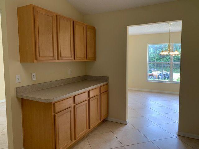 1557 Southwest Fortune Road Port St. Lucie, FL 34953 - Photo 6 of 29 KITCHEN