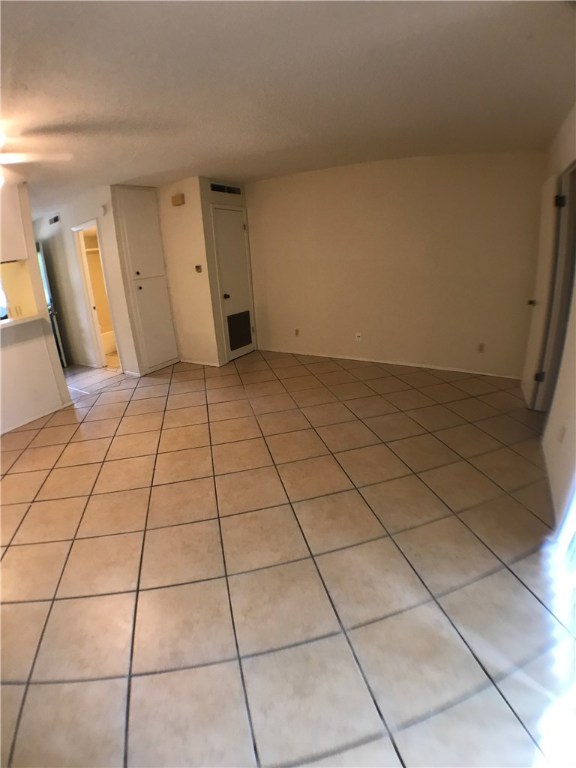 630 Maiden Lane, Unit B Austin, TX 78705 - Photo 6 of 9