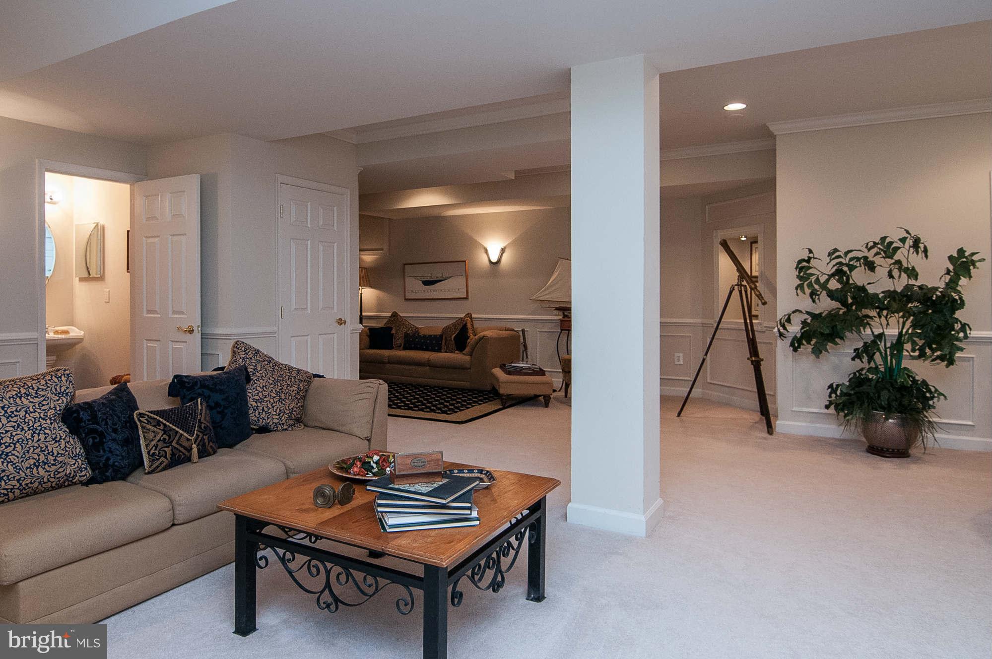 821 Childs Point Road Annapolis, MD 21401 - Photo 21 of 28 Interior (General)
