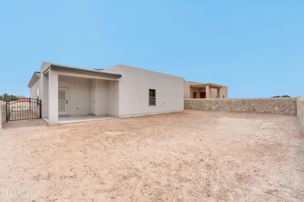 $328,745 | 609 San Carlos Court, Clint, TX 79836