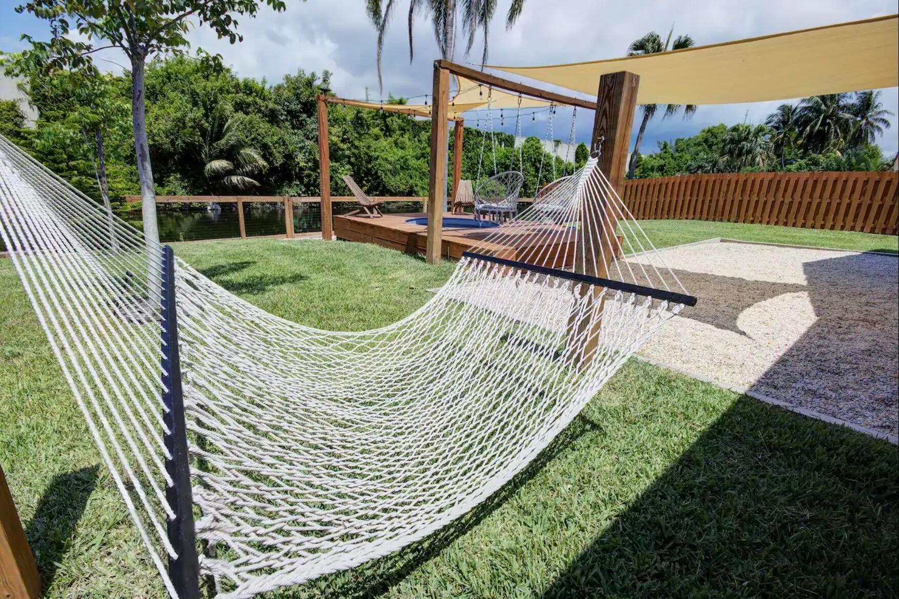 3026 Dunlin Road Delray Beach, FL 33444 - Photo 33 of 42 34