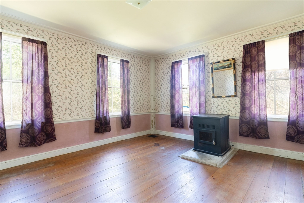 3 Main Street Brookfield, MA 01506 - Photo 11 of 36