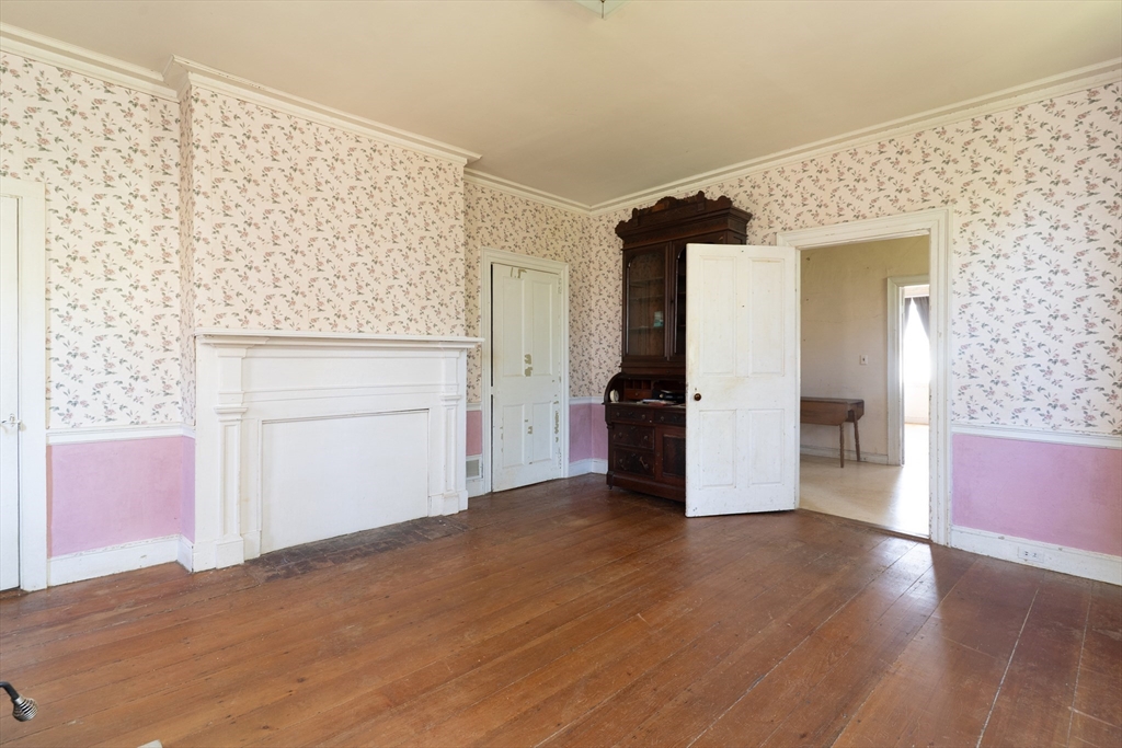 3 Main Street Brookfield, MA 01506 - Photo 13 of 36