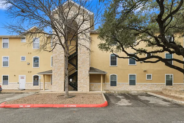 $189,900 | 7323 Snowden Road, Unit 1304, San Antonio, TX 78229