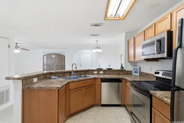 $189,900 | 7323 Snowden Road, Unit 1304, San Antonio, TX 78229