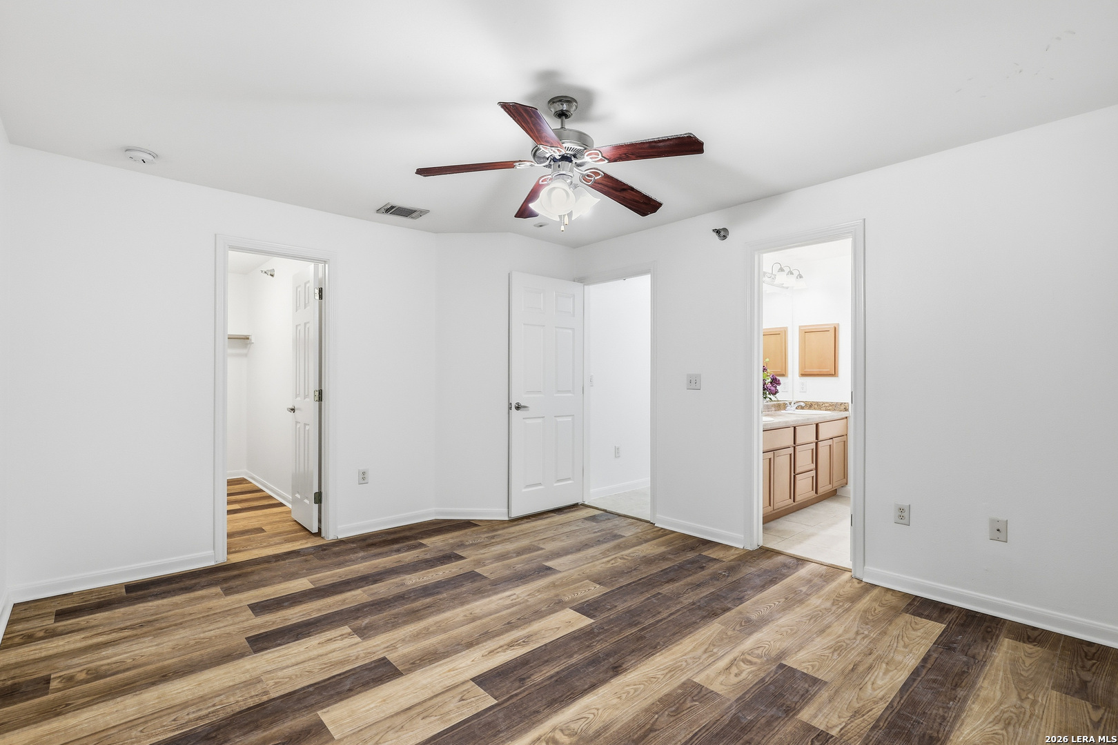 7323 Snowden Road, Unit 1304 San Antonio, TX 78229 - Photo 17 of 28