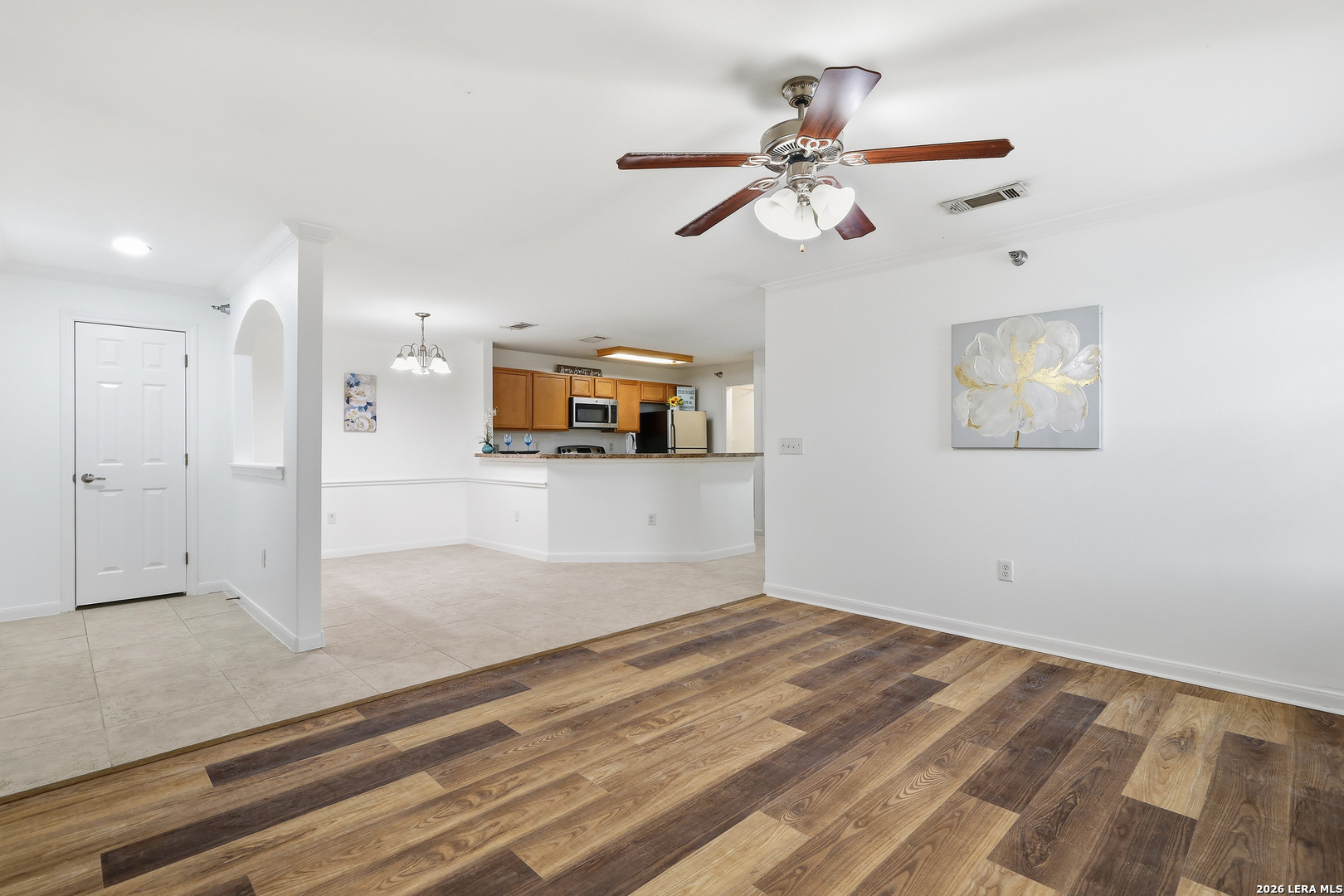 7323 Snowden Road, Unit 1304 San Antonio, TX 78229 - Photo 7 of 28