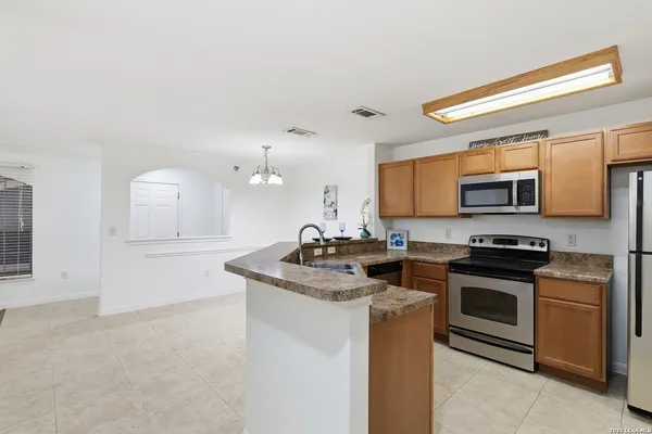 $189,900 | 7323 Snowden Road, Unit 1304, San Antonio, TX 78229