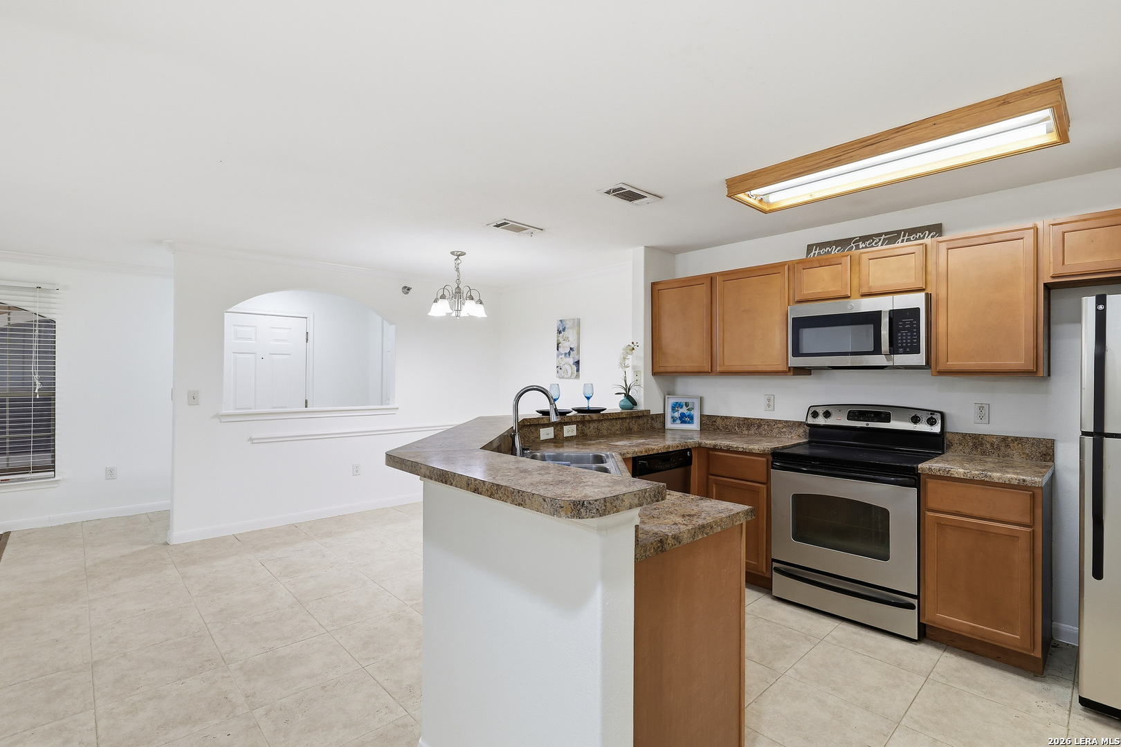 7323 Snowden Road, Unit 1304 San Antonio, TX 78229 - Photo 10 of 28