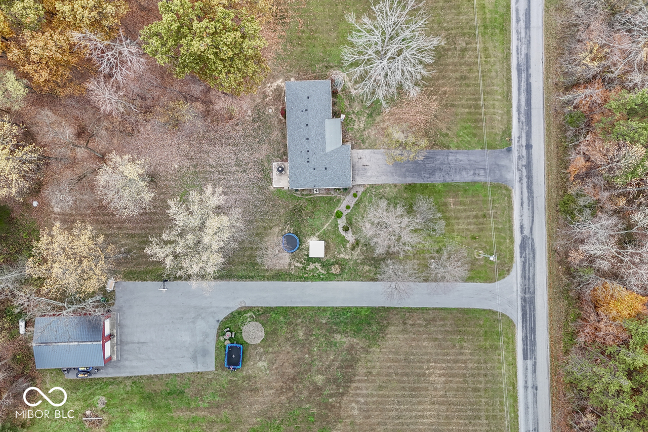 8190 Beech Grove Road Martinsville, IN 46151 - Photo 8 of 38