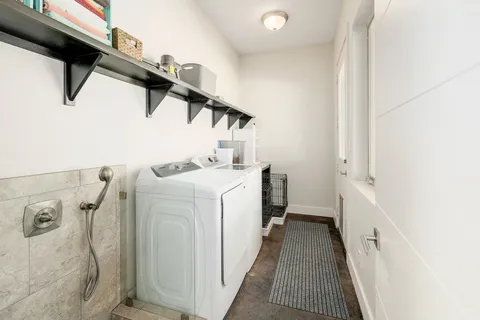 $1,350,000 | 23928 Oscar Road, Spicewood, TX 78669