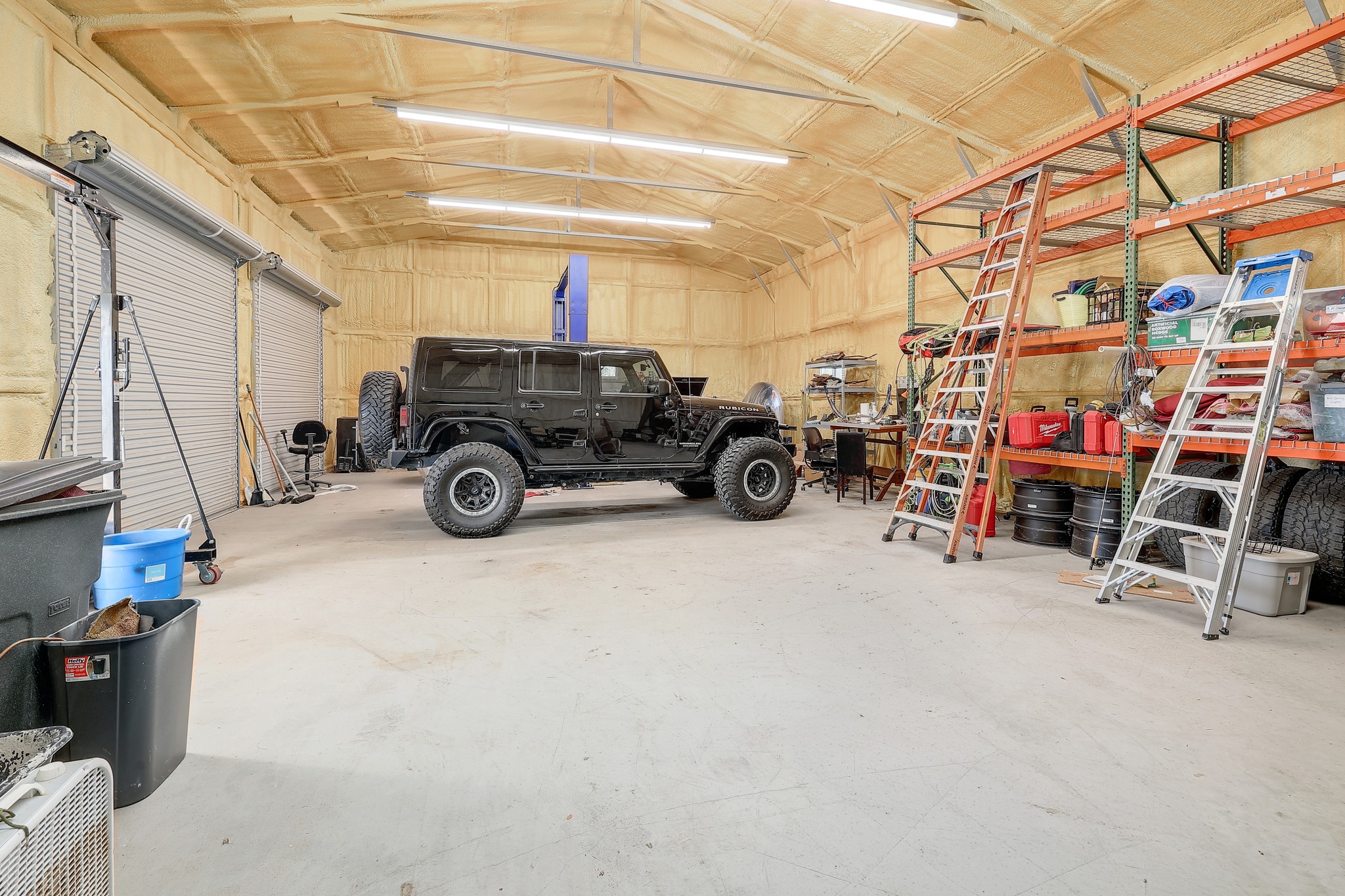 23928 Oscar Road Spicewood, TX 78669 - Photo 32 of 39