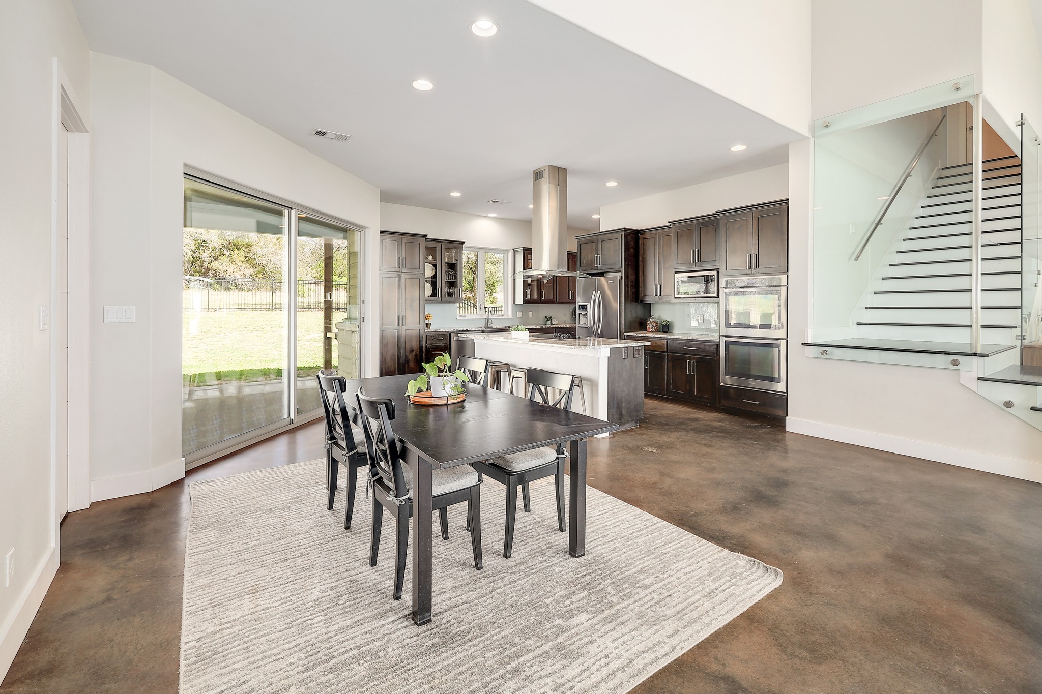 23928 Oscar Road Spicewood, TX 78669 - Photo 9 of 40