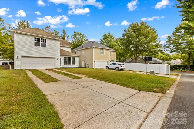 $429,000 | 6118 Colonial Garden Drive, Unit 213, Huntersville, NC 28078