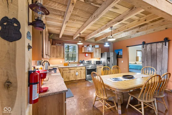 $895,000 | 6817 Siebert Trail, Nineveh, IN 46164