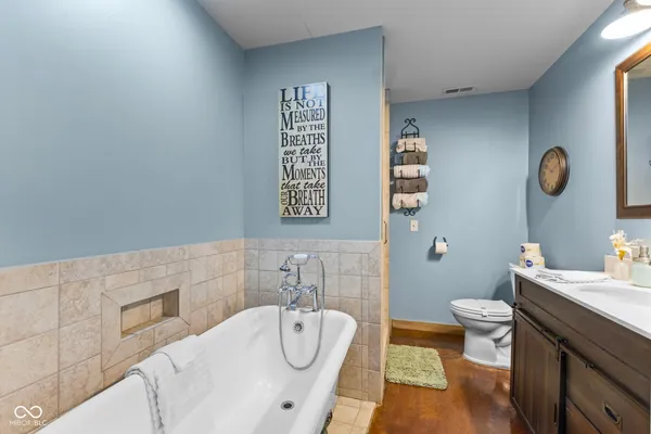 $895,000 | 6817 Siebert Trail, Nineveh, IN 46164