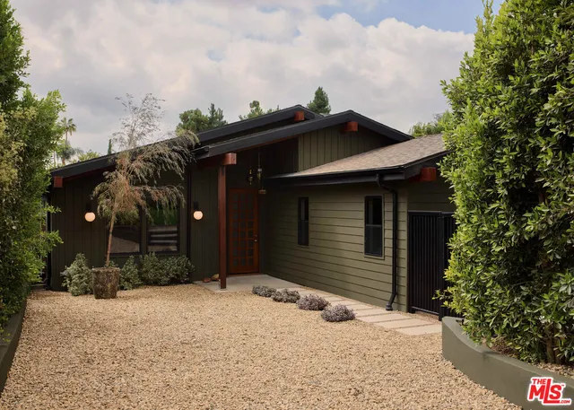 $2,450,000 | 12406 La Maida Street, Valley Village, CA 91607