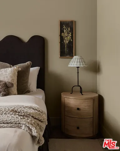 $2,450,000 | 12406 La Maida Street, Valley Village, CA 91607