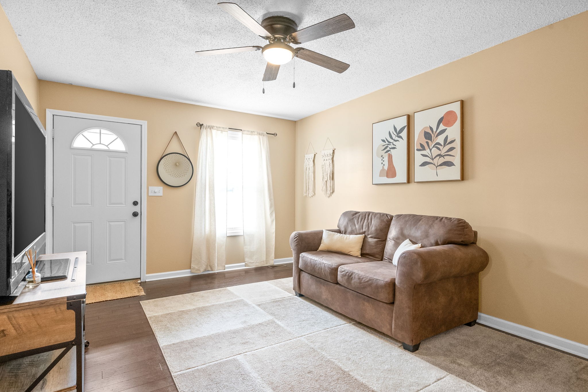 448 Victory Road Clarksville, TN 37042 - Photo 8 of 28 Gallery Image 8