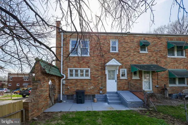 $295,000 | 561 Burrowes Avenue, Lancaster, PA 17602