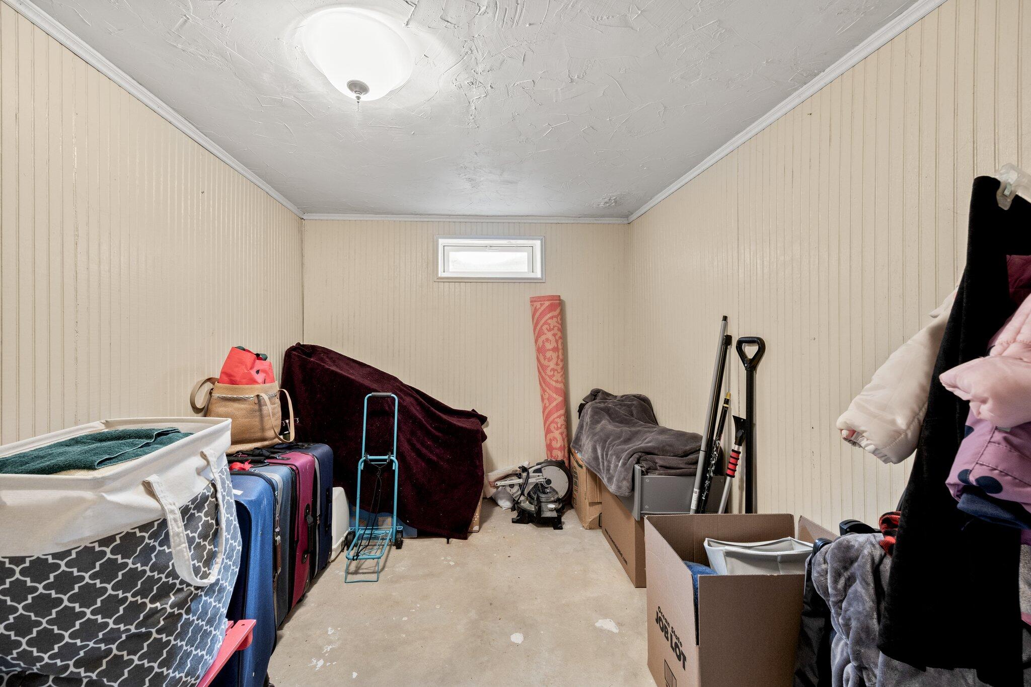300 Falmouth Road, Unit 21E Mashpee, MA 02649 - Photo 19 of 41 a view of a room with gym equipment