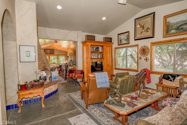 $4,950,000 | 12625 Sierra Highway, Agua Dulce, CA 91390