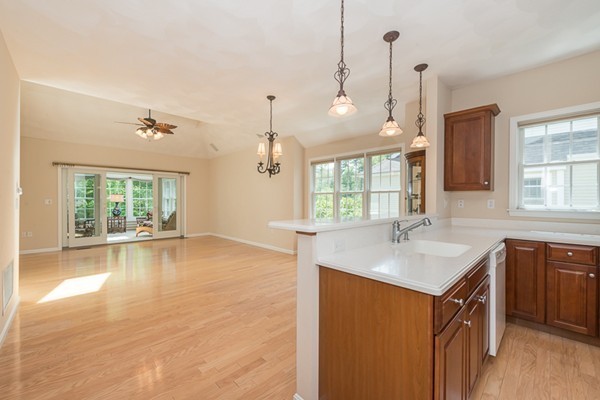 8 Raymond Court, Unit 8 Georgetown, MA 01833 - Photo 8 of 30 Gallery Image 8