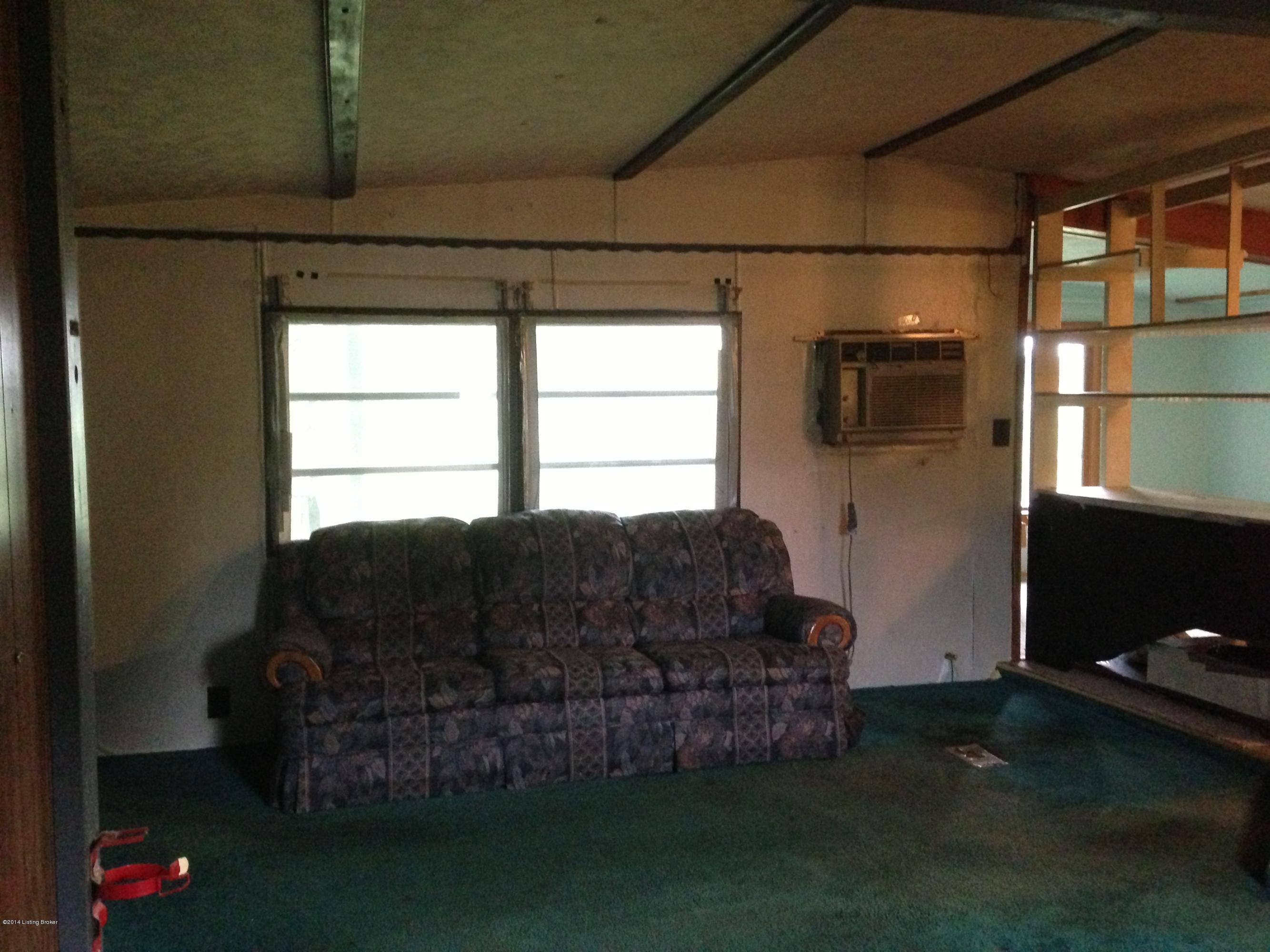 1456 Lake Road Campbellsburg, KY 40011 - Photo 13 of 31 LIVING ROOM